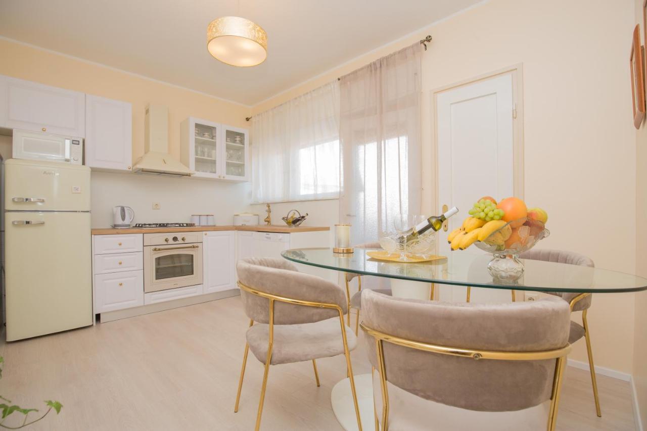 Apartment La Casa - Sebenico Σίμπενικ Εξωτερικό φωτογραφία
